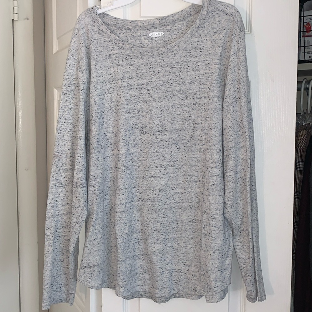 Old Navy everywear long sleeve shirt